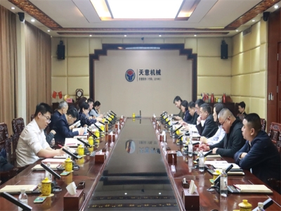 山東金融監(jiān)管局一級(jí)巡視員于雷調(diào)研天意機(jī)械